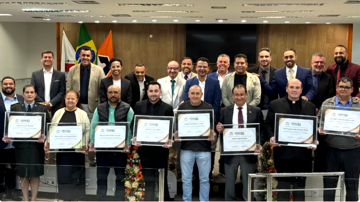 Coleção de notícia publicada por terceiro
