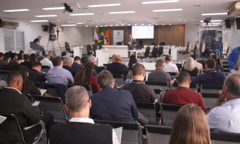 Coleção de notícias publicadas por terceiros