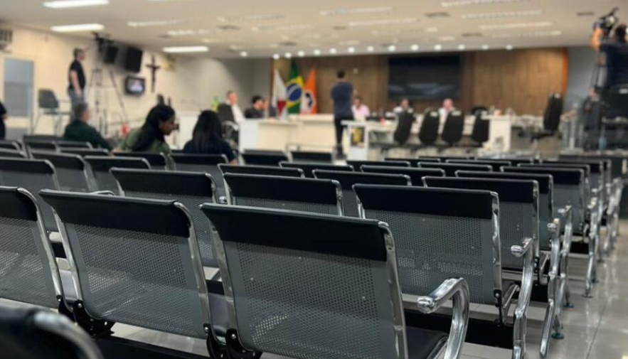 Coleção de notícias publicadas por terceiros