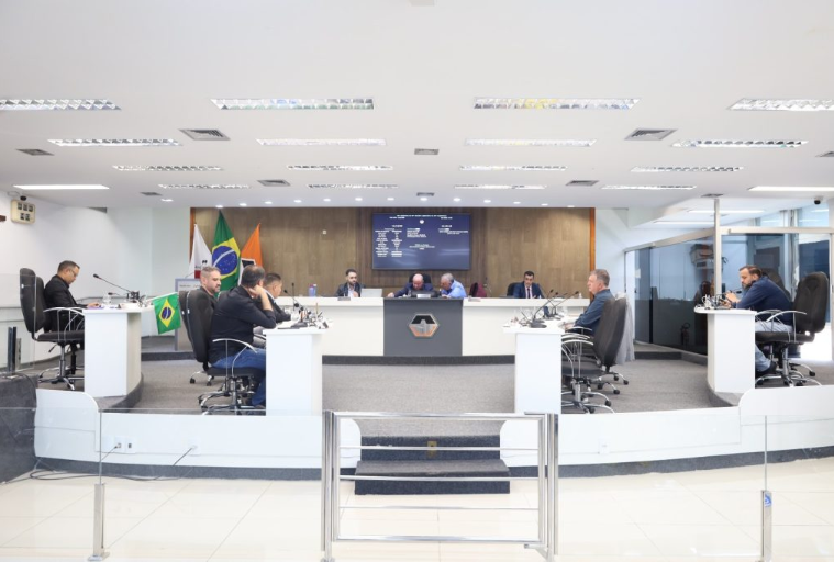 Coleção de notícias publicadas por terceiros