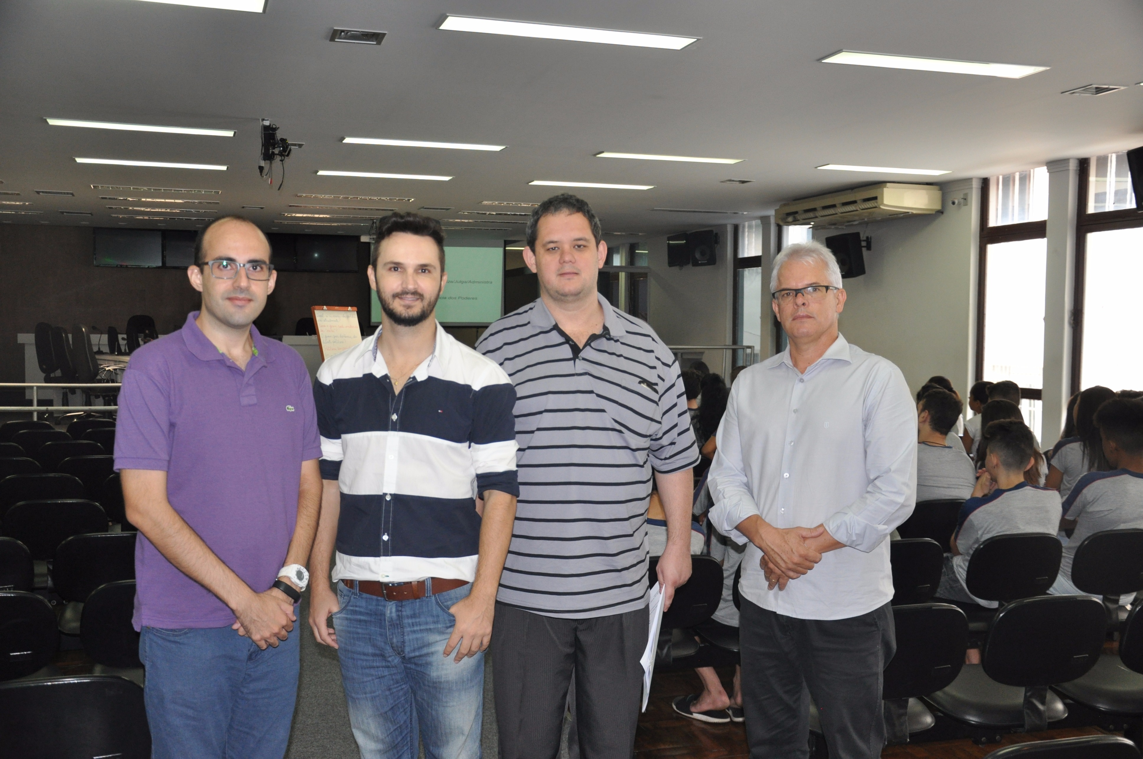 Parlamento Jovem - Oficinas 1 e 2 em 13-03-2017