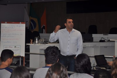 Parlamento Jovem - Oficinas 1 e 2 em 13-03-2017