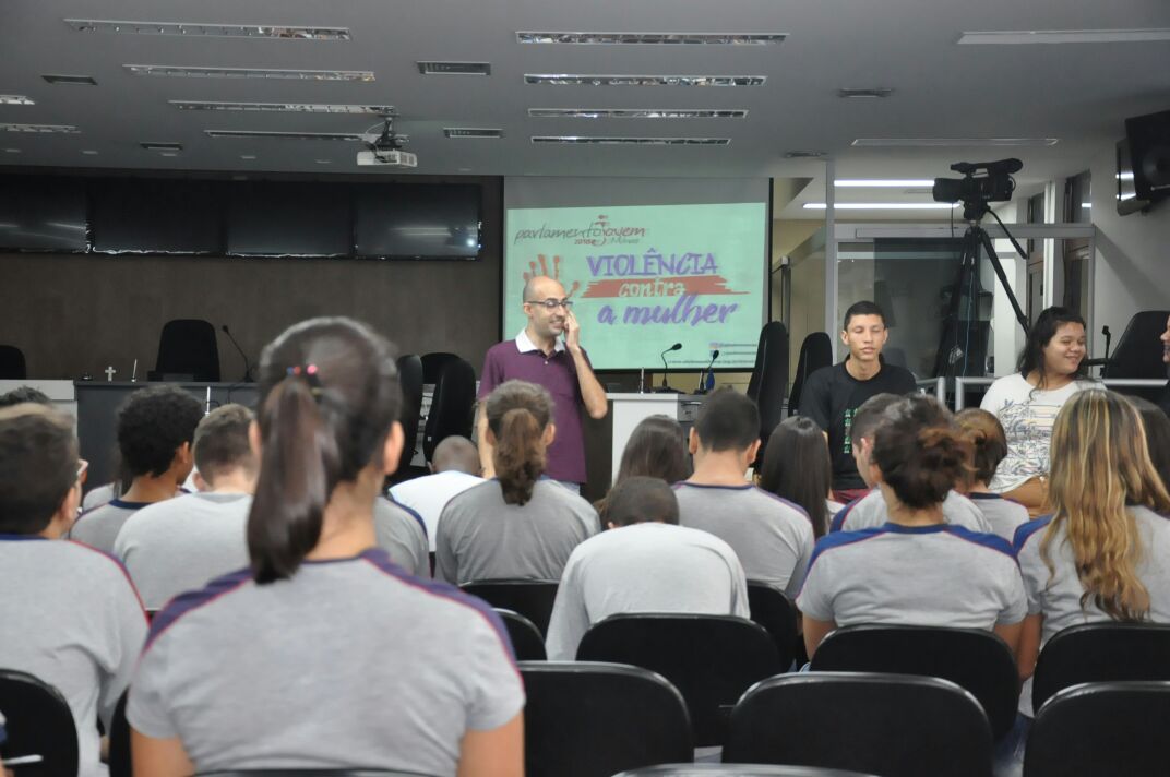 1º Aula da Oficina do Parlamento Jovem 