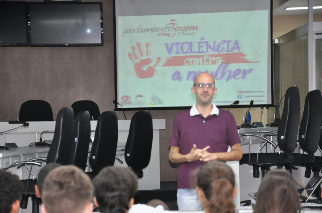 Samuel Marques - 1º Aula da Oficina do Parlamento Jovem 