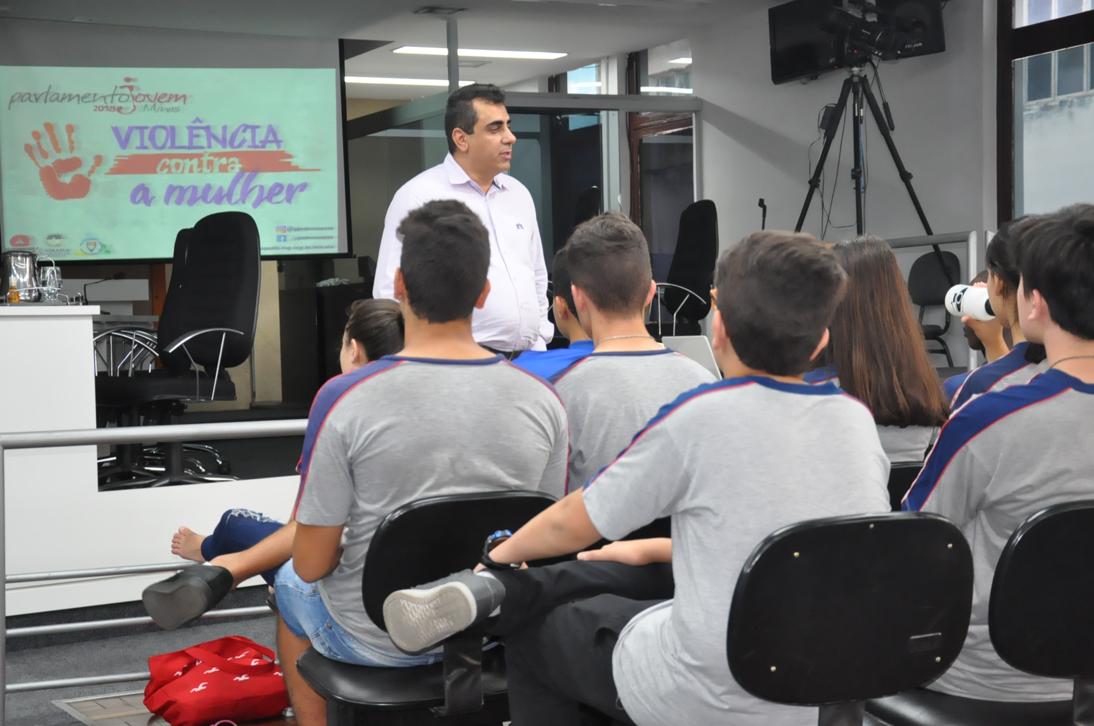 2º Aula da Oficina do Parlamento Jovem