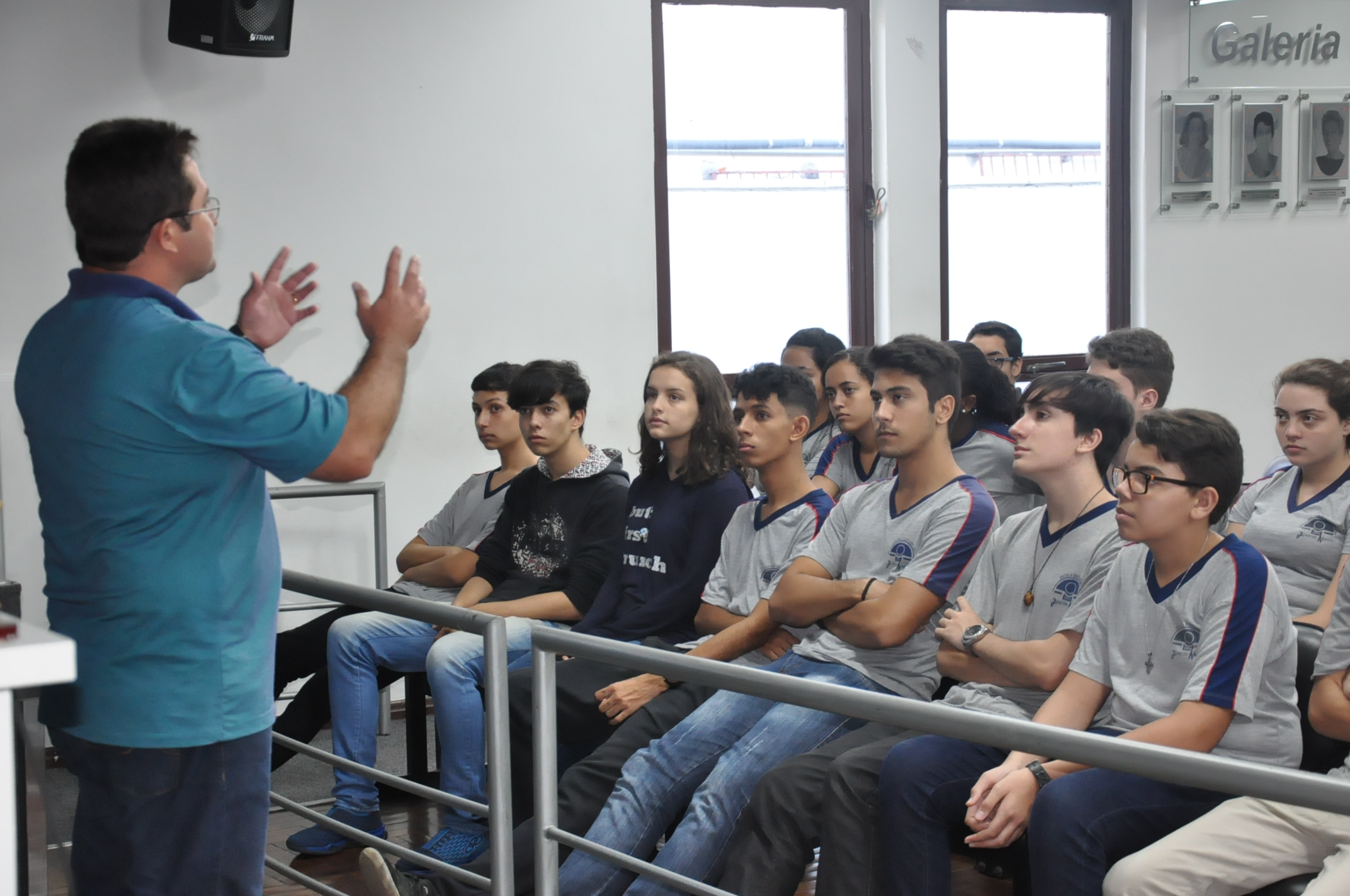 Palestrante: Vander Lúcio- Secŕetario do Legislativo -4° Aula da oficina do Parlamento Jovem 21-03-2018
