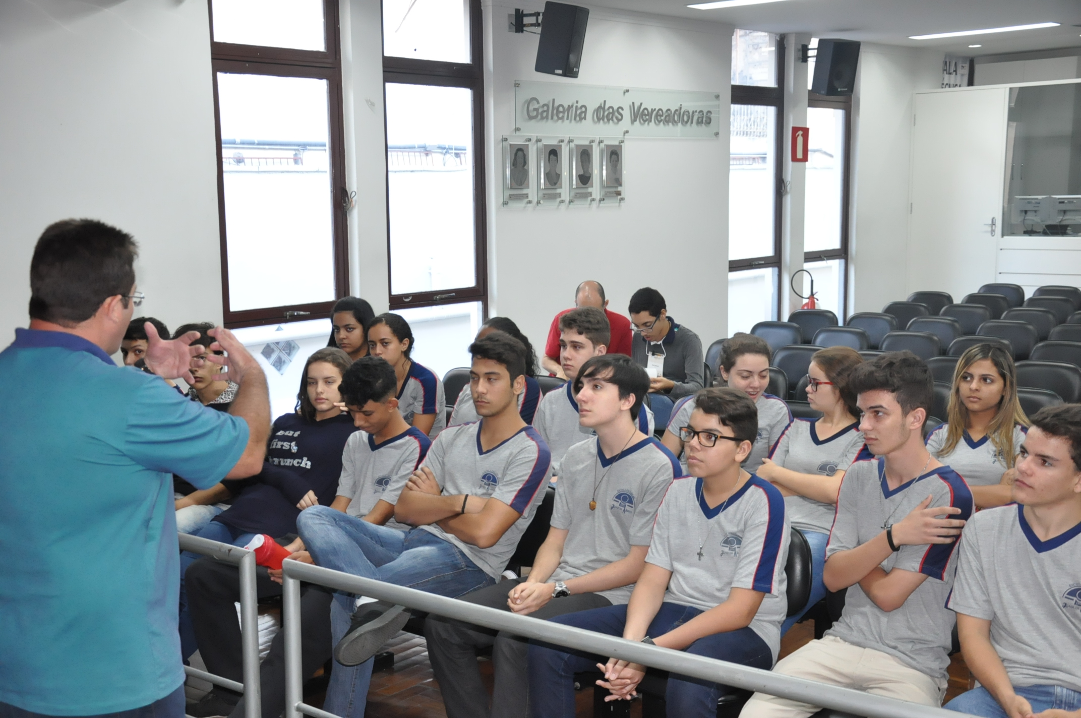 Plénario -4° Aula da oficina do Parlamento Jovem 21-03-2018