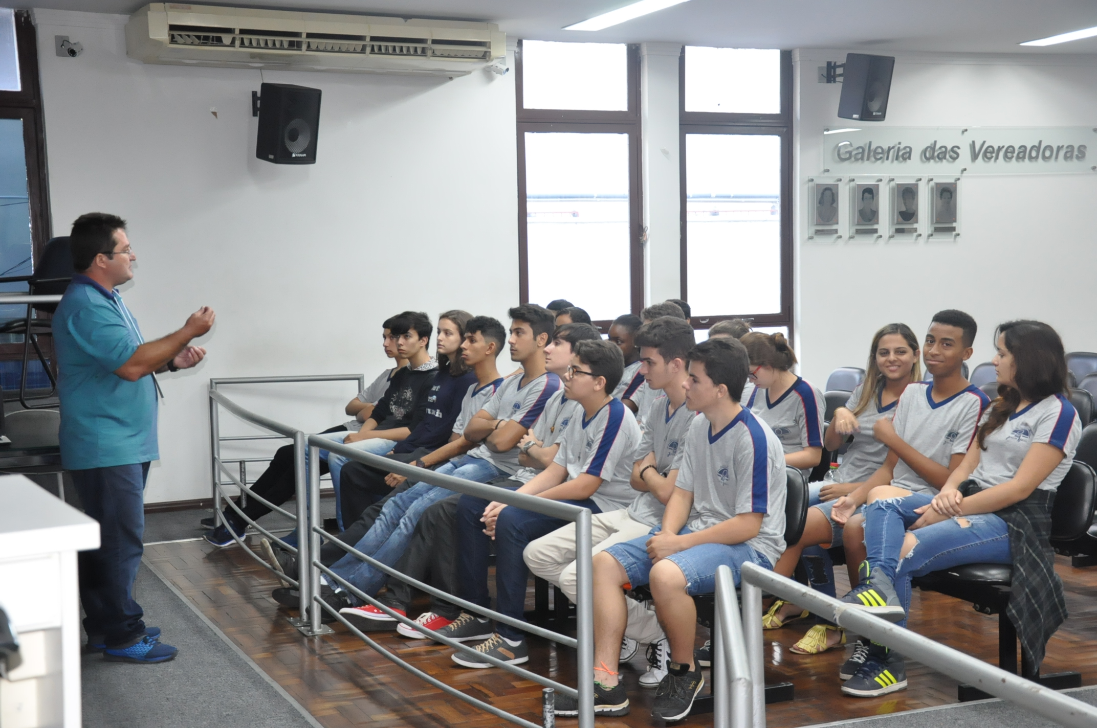 Plénario -4° Aula da oficina do Parlamento Jovem 21-03-2018