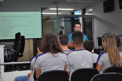 Plénario v-4° Aula da oficina do Parlamento Jovem 21-03-2018