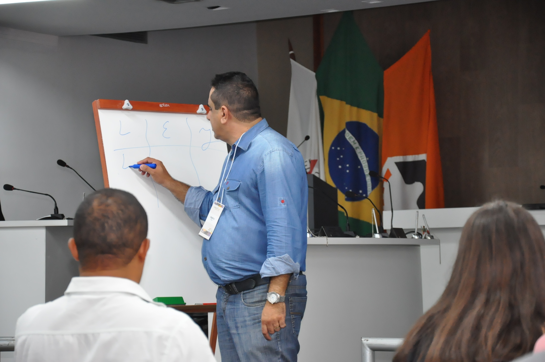 Dr. Roberto Franklin - 5° Aula da oficina do Parlamento Jovem 23-03-2018