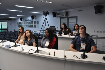 Plénanario -7° Aula da oficina do Parlamento Jovem 11-04-2018