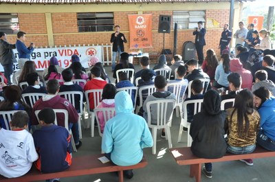 Atividade com a ambulância do SAMU: Escola Estadual Antônio Gonçalves de Matos 23/05/2018 