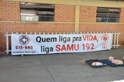 Atividade com a ambulância do SAMU: Escola Estadual Antônio Gonçalves de Matos 23/05/2018 