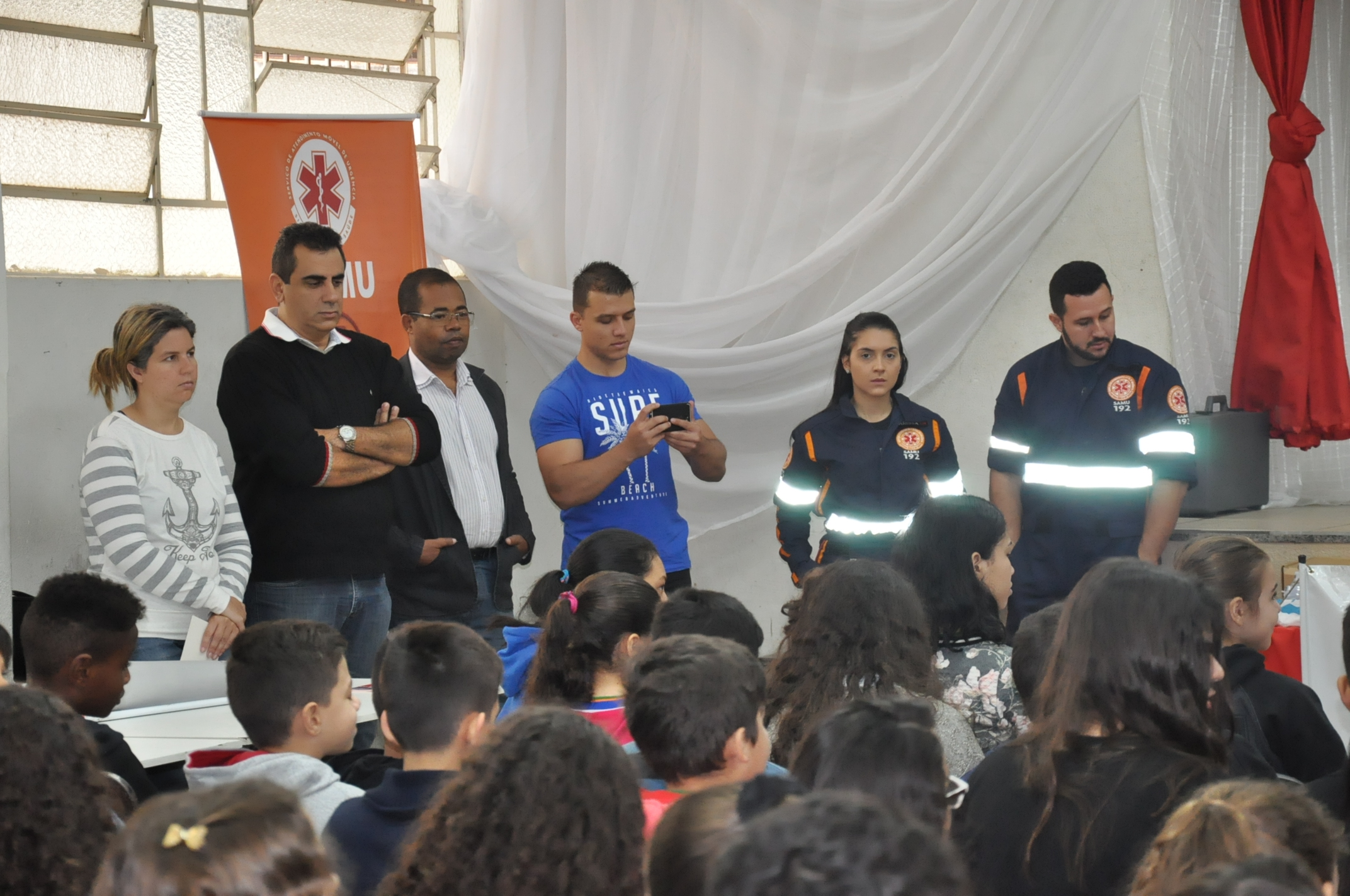 Atividade com a ambulância do SAMU: Escola Estadual Padre Matias Lobato 08/06/2018 