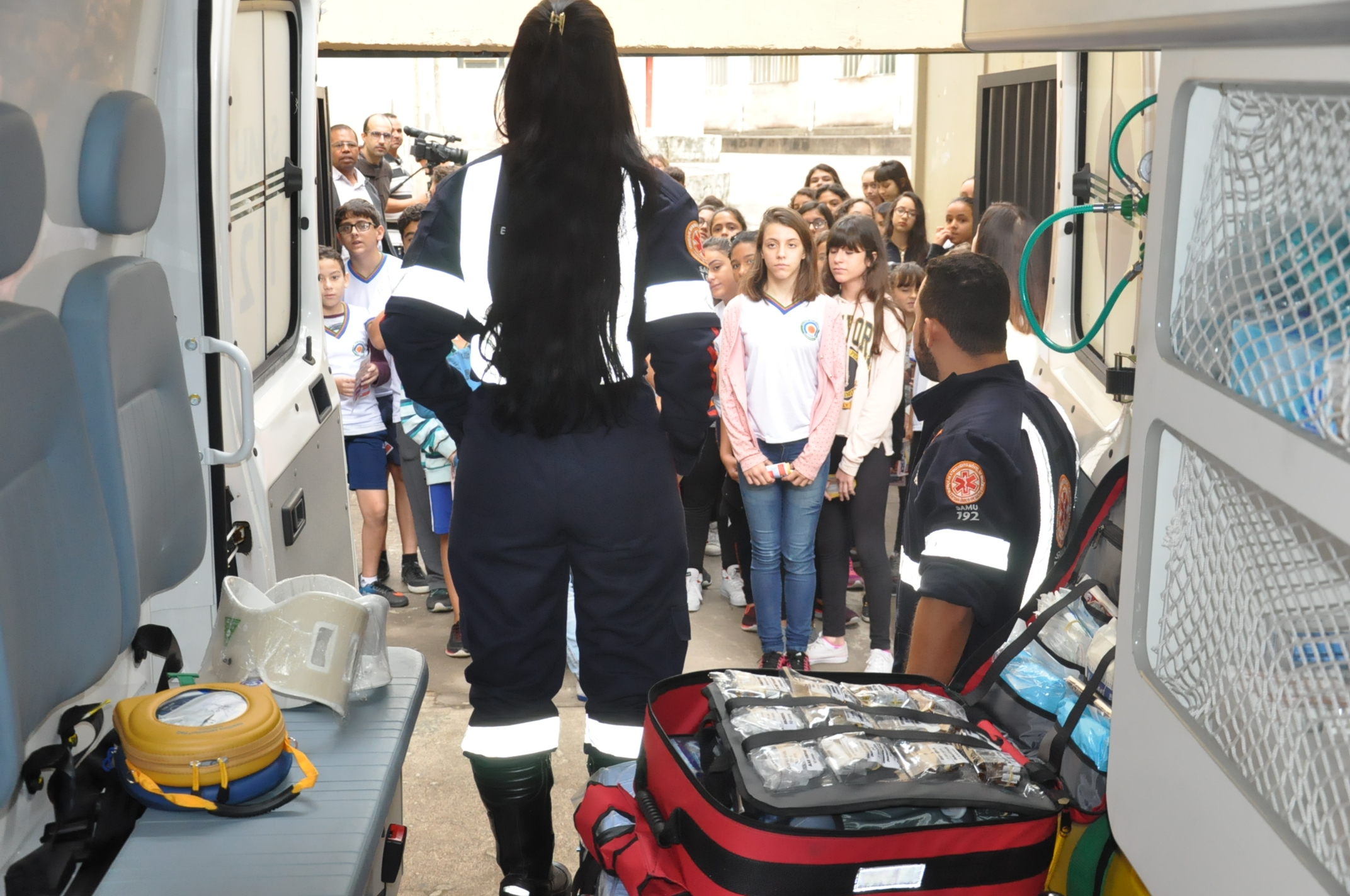 Atividade com a ambulância do SAMU: Escola Estadual Padre Matias Lobato 08/06/2018 