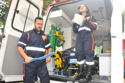 Atividade com a ambulância do SAMU: Escola Estadual Padre Matias Lobato 08/06/2018 