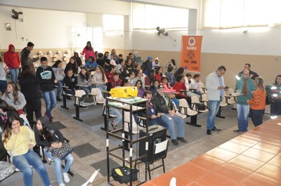 Atividade com a ambulância do SAMU: Escola Municipal Otávio Olímpio de Oliveira 22/05/2018 