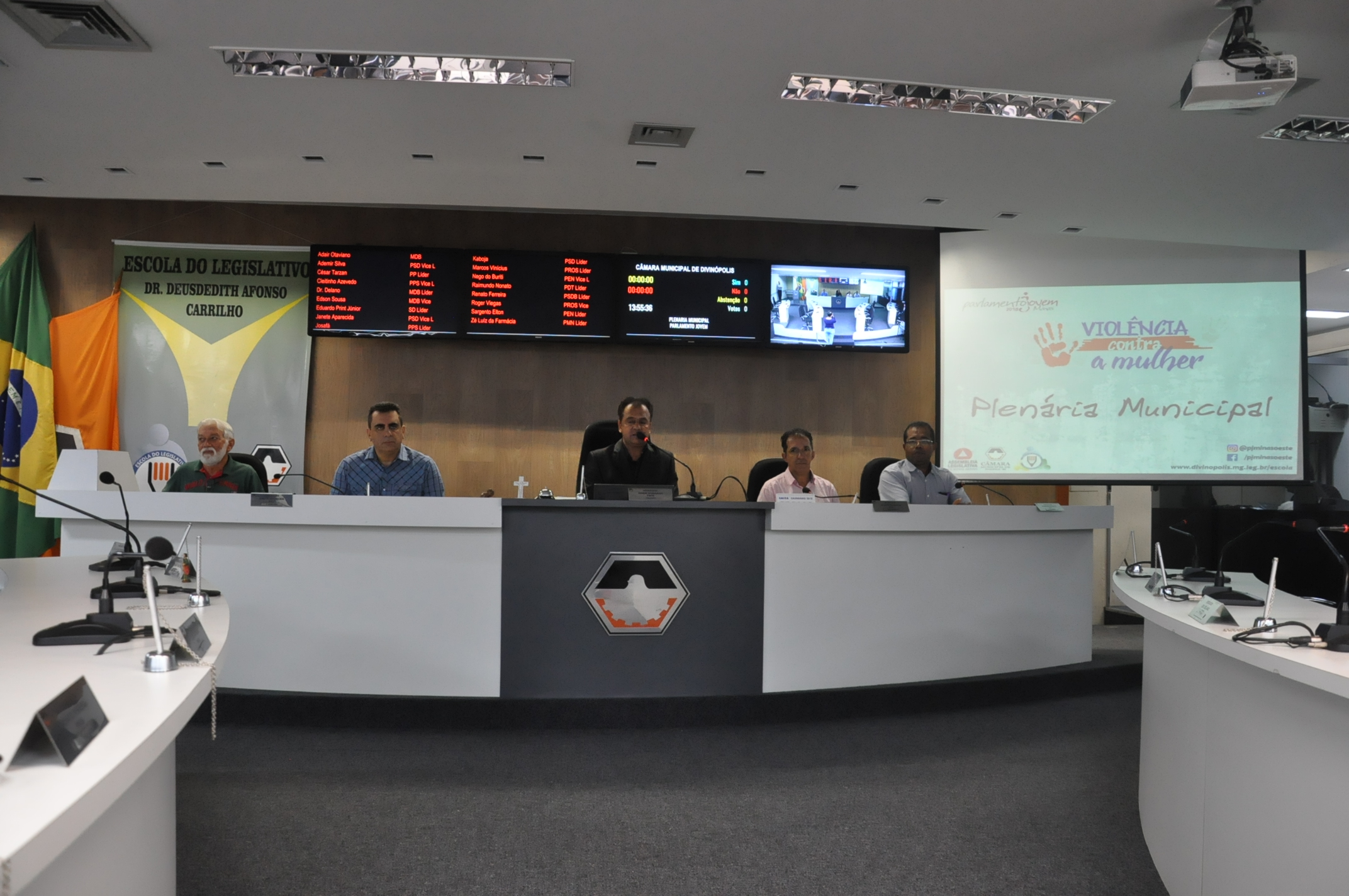 Plénario -Aula da Oficina do Parlamento Jovem 18-06-2018 