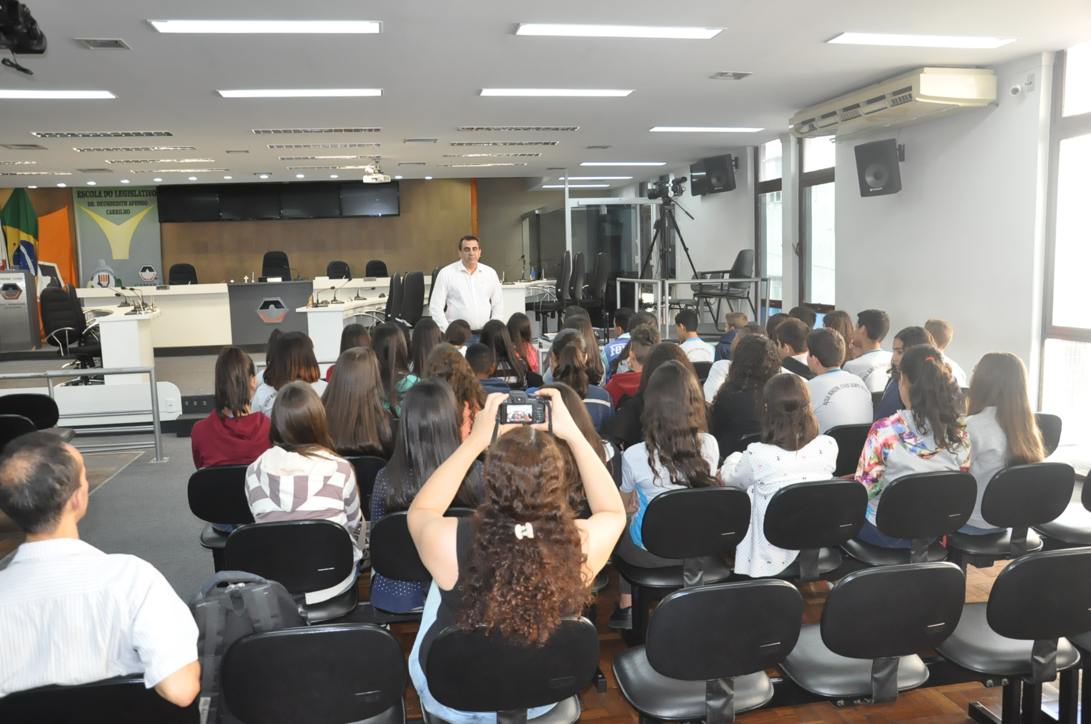 Plénario -Visitas das escolas Públicas