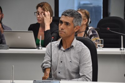 Douglas Julio da Guarda - Bairro Recidencial Alto das Oliveiras CPI COPASA 24-11-2017 