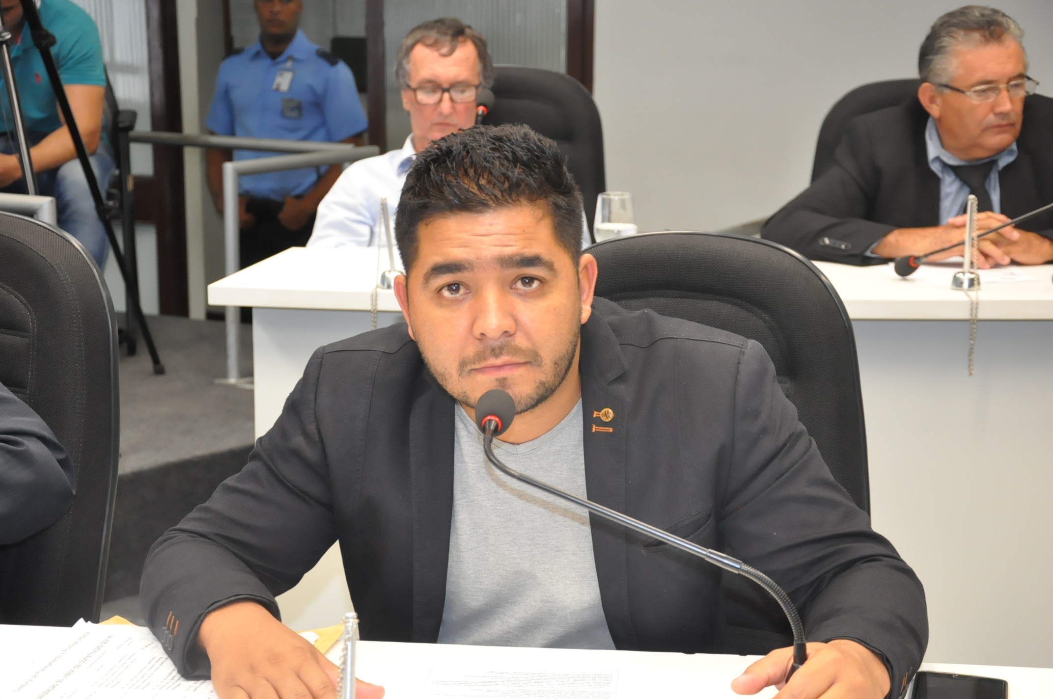 Ver. Cesar Tarzan - RO 074 de 04 de Dezembro de 2017