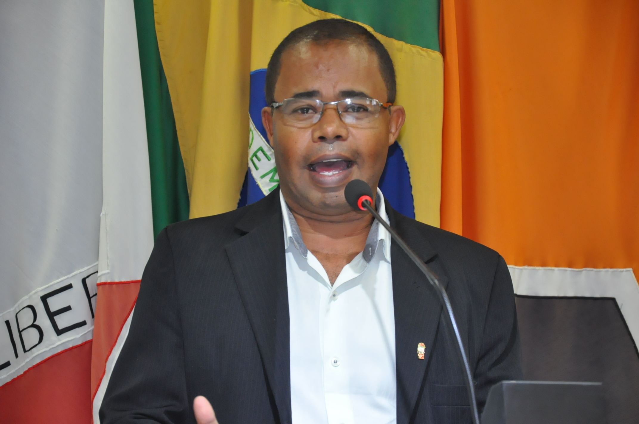 Ver. Raimundo Nonato - RO 074 de 04 de Dezembro de 2017