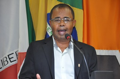 Ver. Raimundo Nonato - RO 074 de 04 de Dezembro de 2017