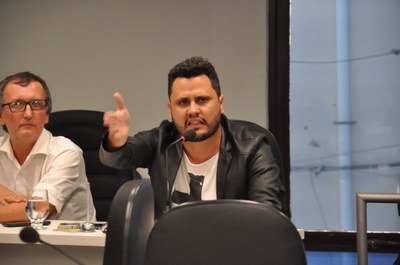 Ver. Cleitinho Azevedo - RO  081 de 28 de Dezembro de 2017 