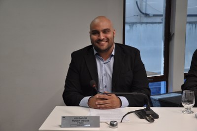 Ver. Roger  RO 001 de 2017