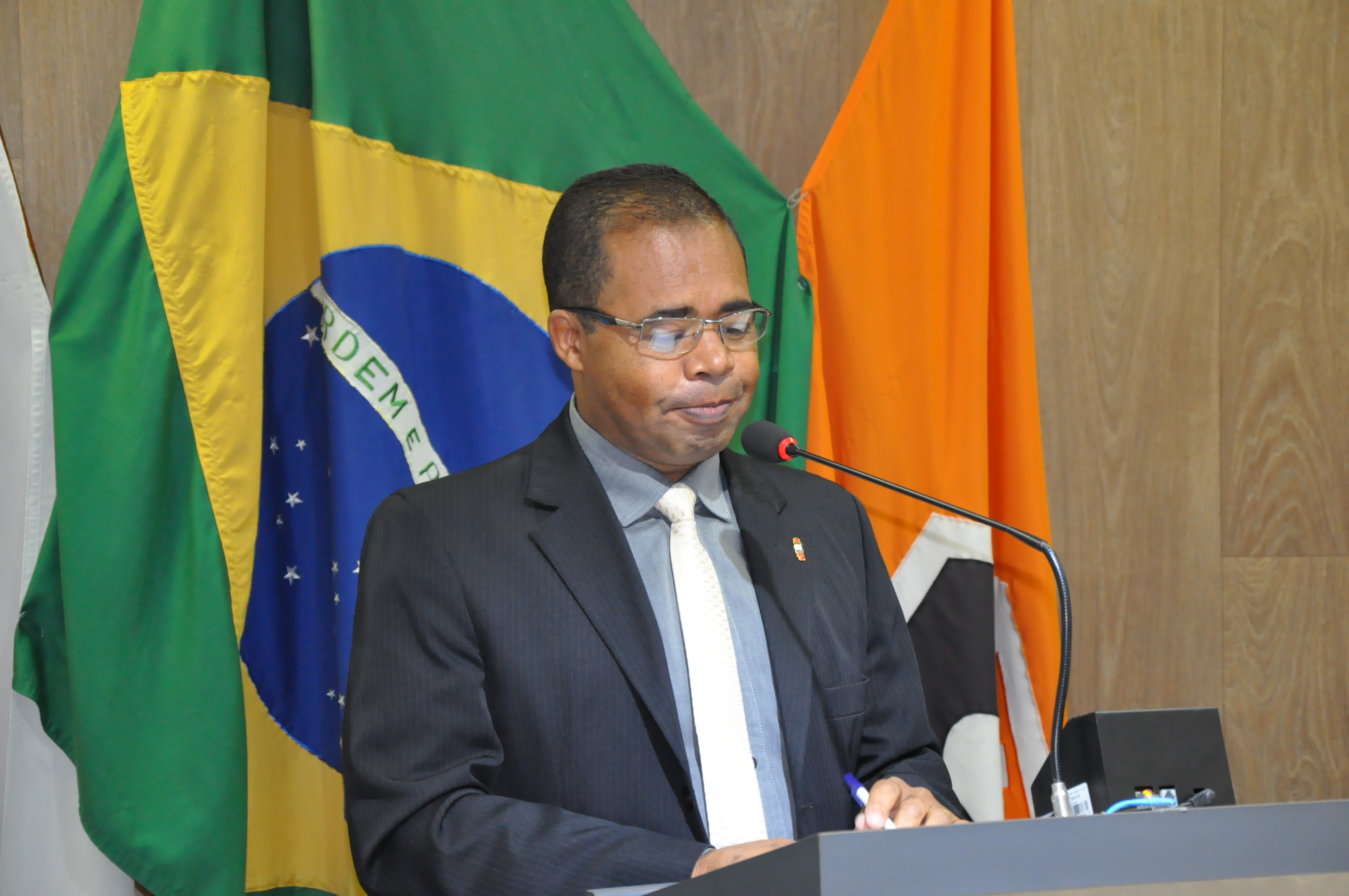 Ver. Nonato RO 006 de 2017