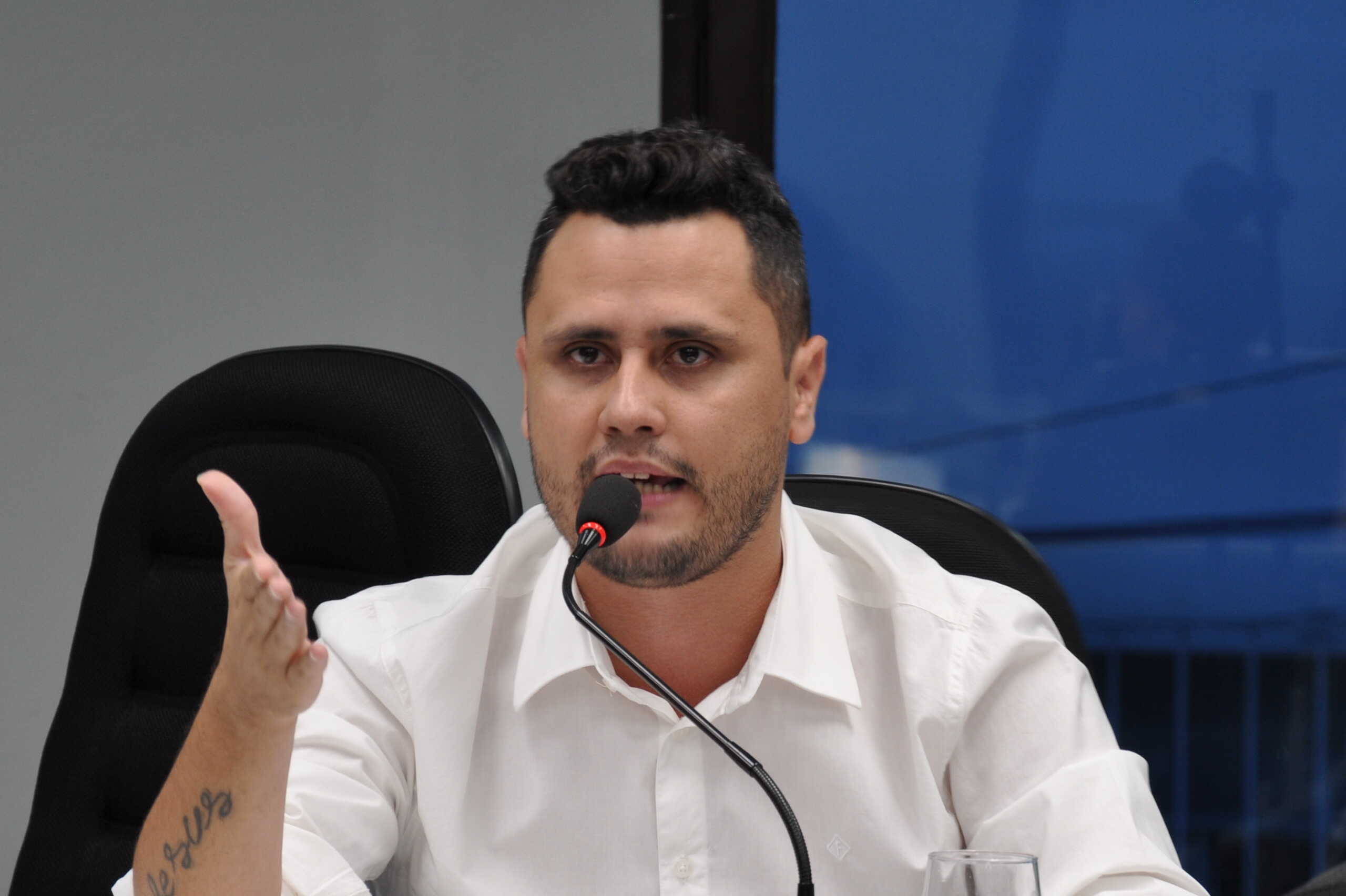 Ver. Cleitinho RO 013 de 2017