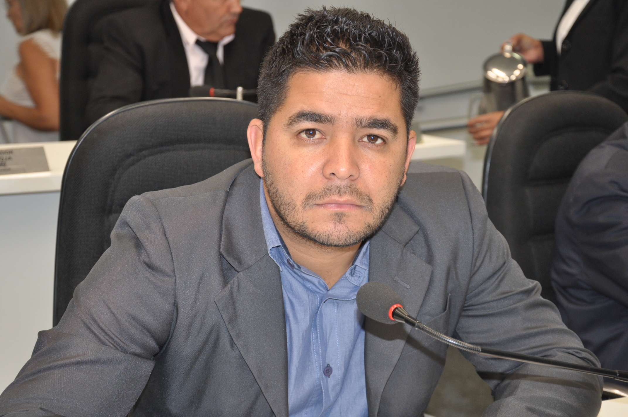 Ver. César Tarzan  RO 069 16-11-2017