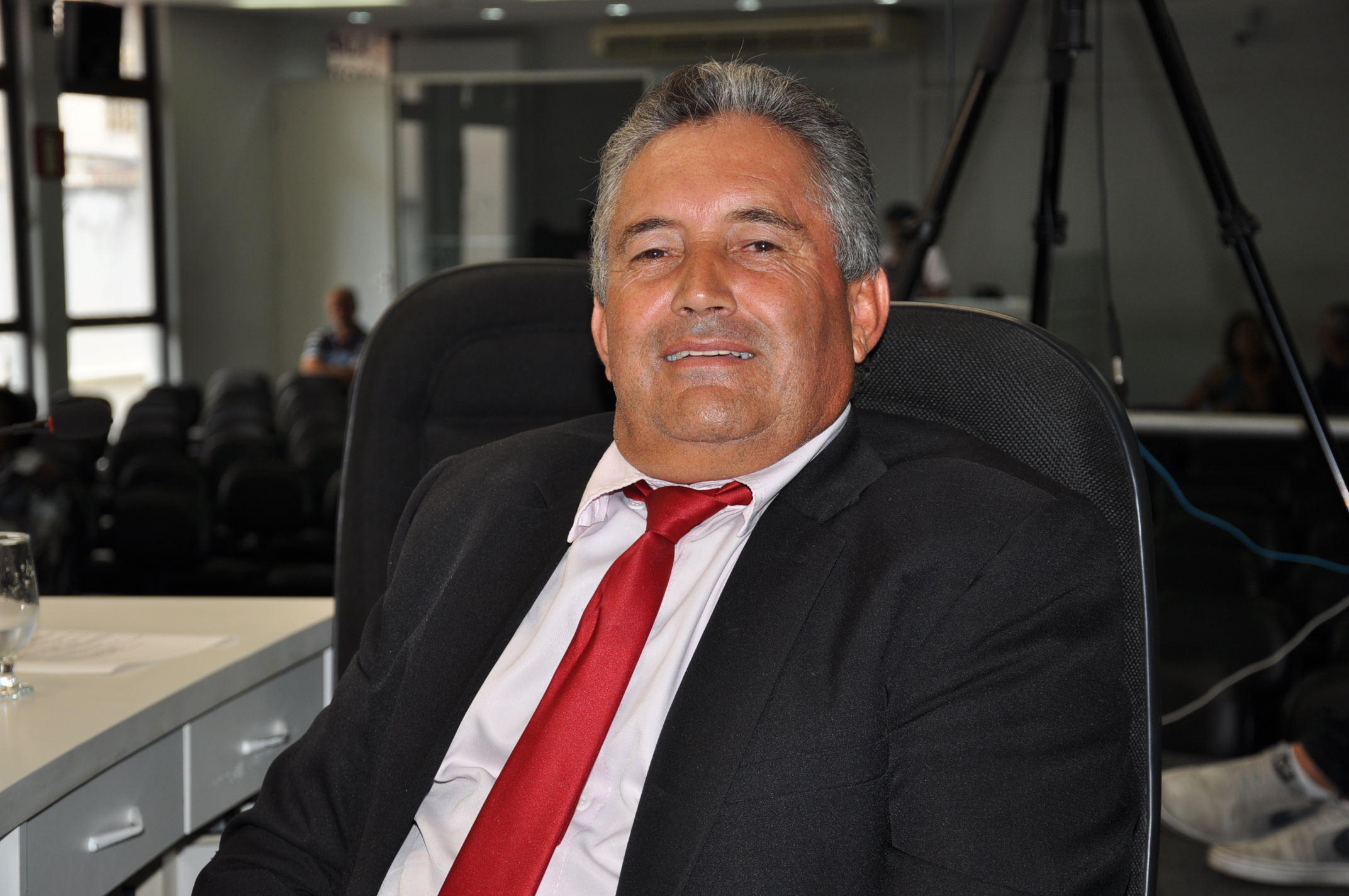 Ver. Nego do Buriti - RO 072 de 28 de Novembro de 2017 