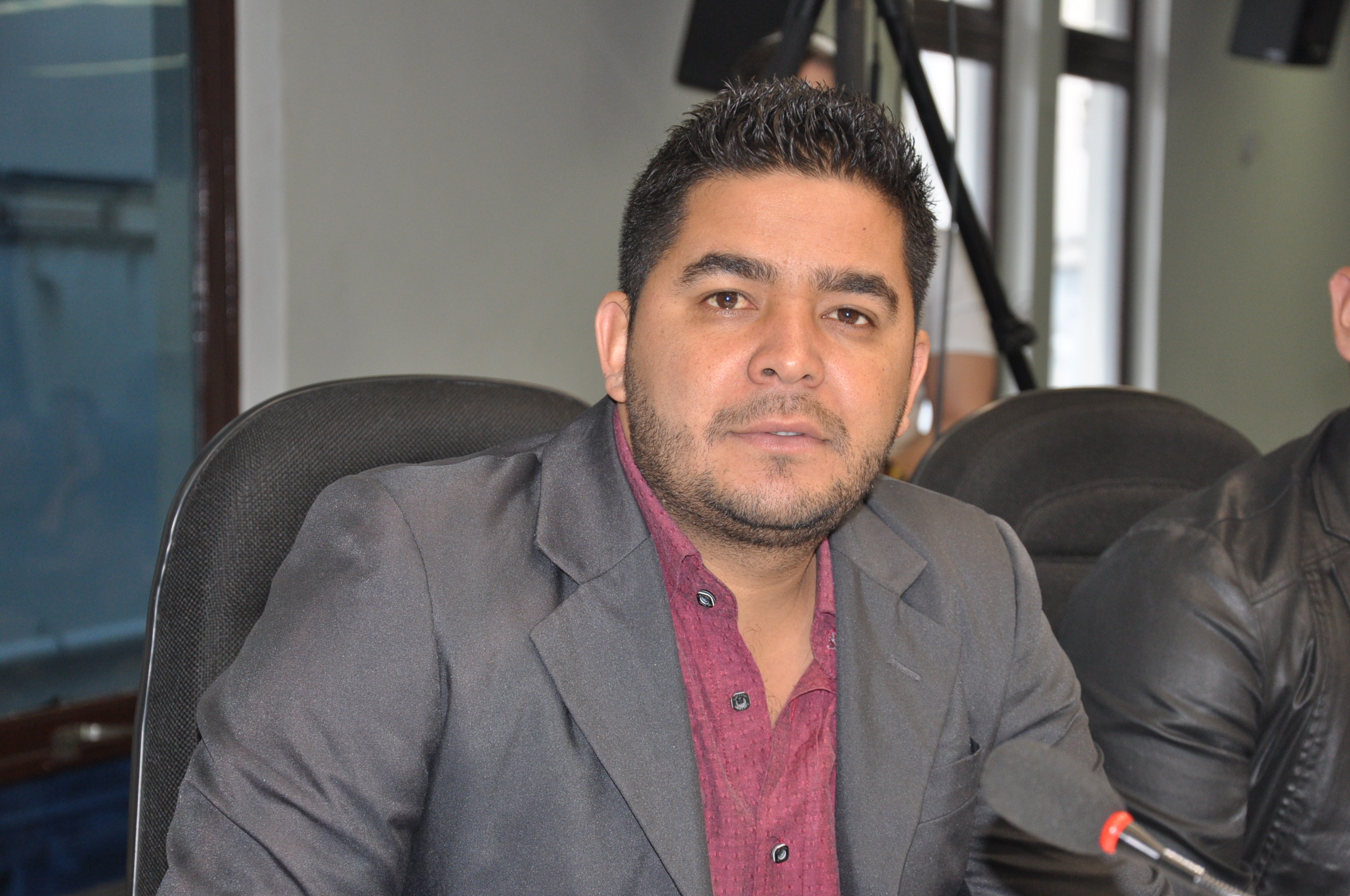 Ver. César Tarzan  RO 068 14-11-2017