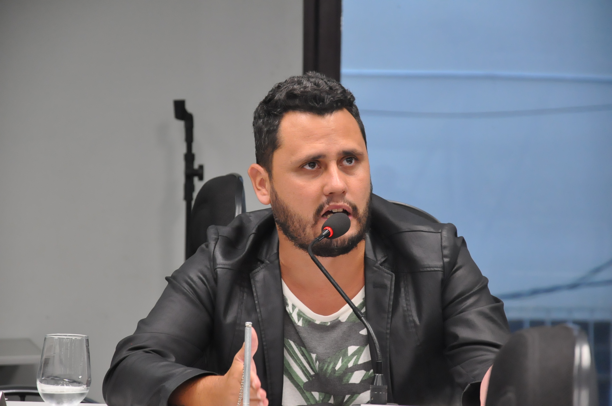 Ver. Cleitinho Azevedo - RO 002 de 06 de fevereiro de 2018 