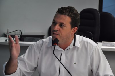 Desburocratização Serv Público Municipal 15-05-2017