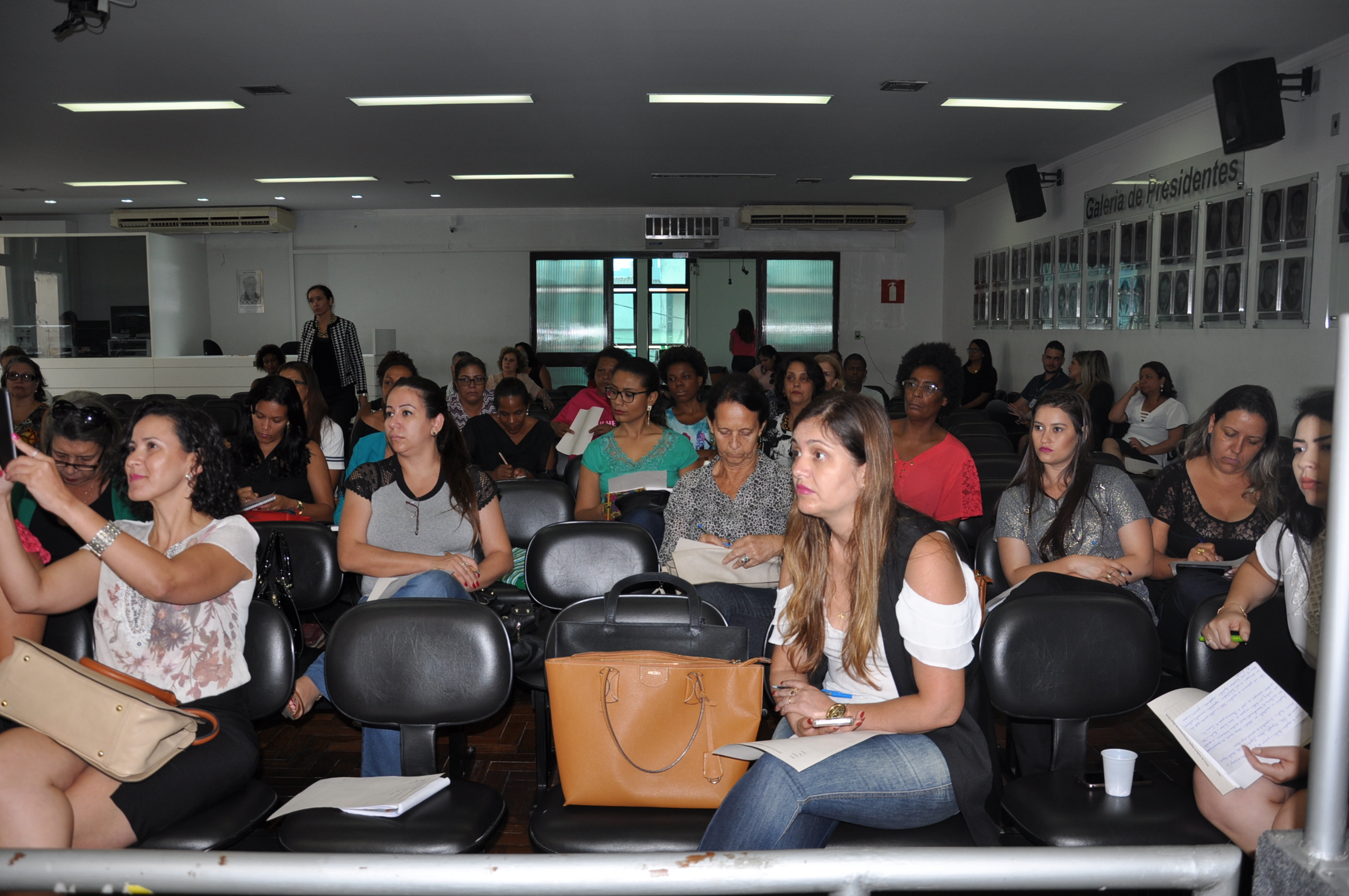 Forum de Mulheres da Região Centro Oeste - MG 04-12-2017 