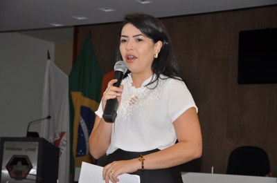 Liziane TV Câmara - Forum de Mulheres da Região Centro Oeste - MG 04-12-2017 