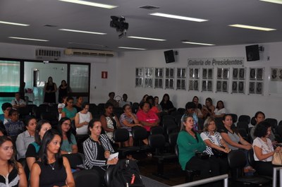 Plénario - Forum de Mulheres da Região Centro Oeste - MG 04-12-2017 