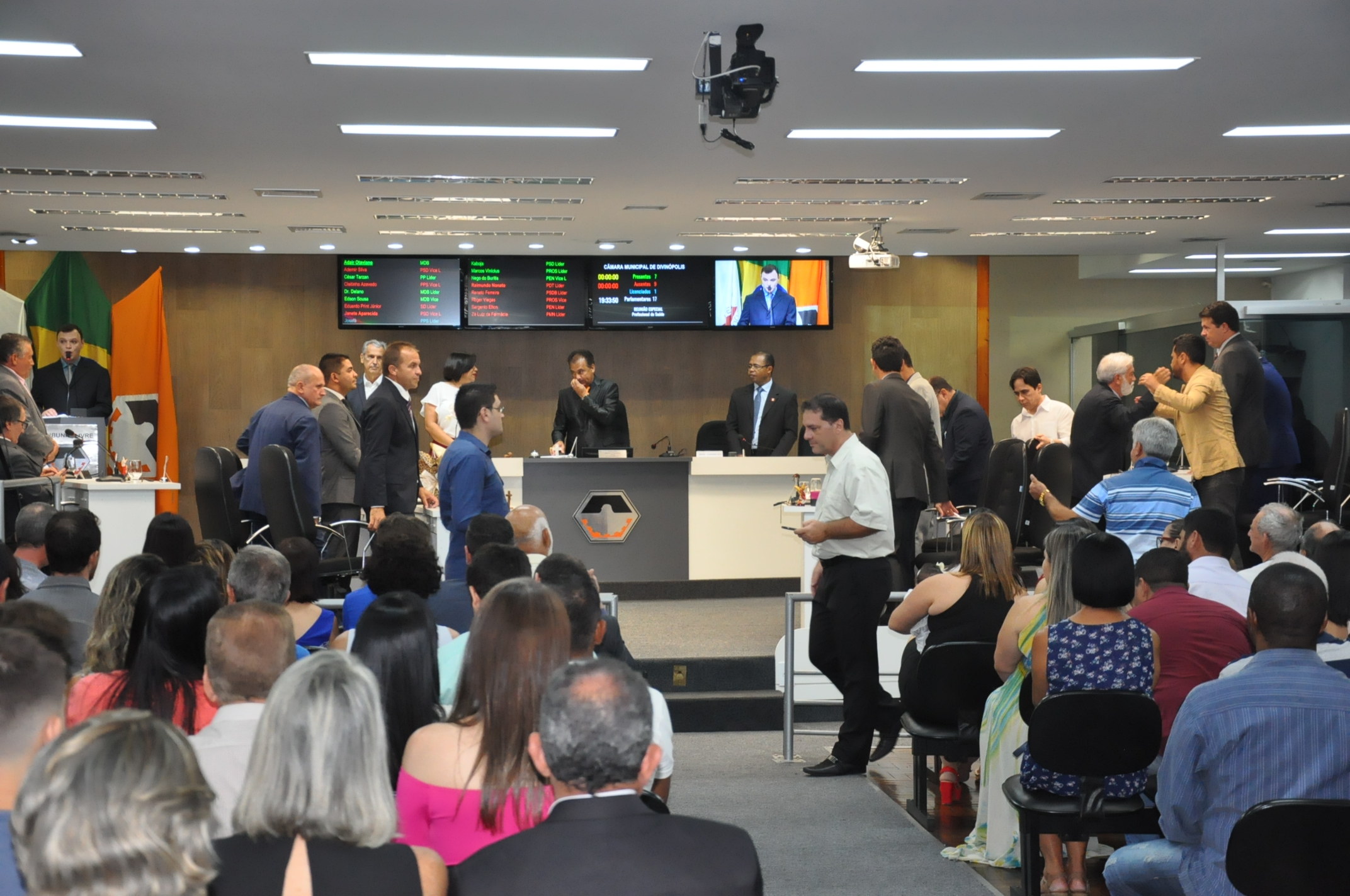 Plénario  - Homenagem Profissional da Saúde 05-04-2018 