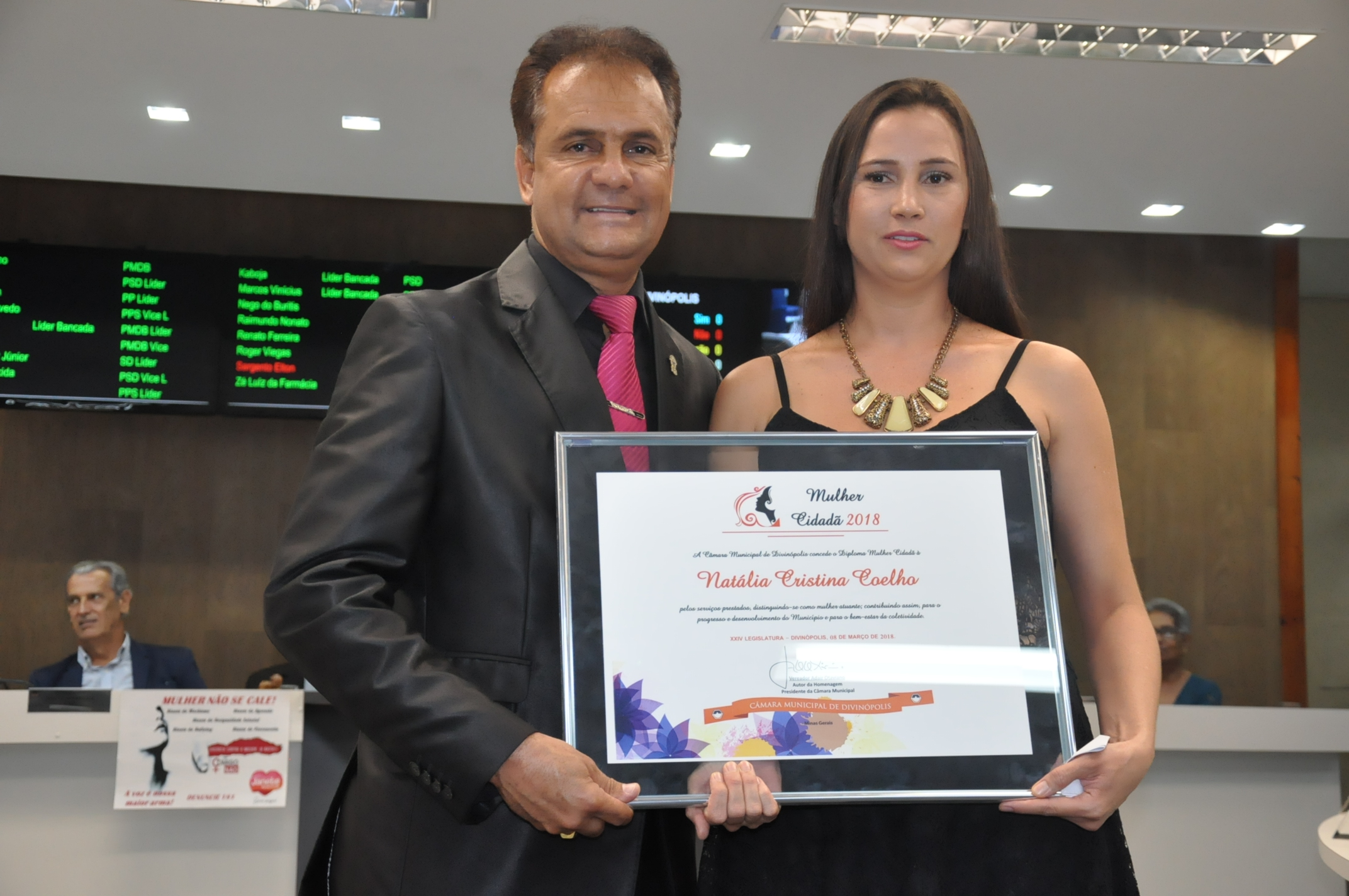 Ver. Adair Otaviano - Natália Cristina Coelho - Comenda Mulher Cidadã 08-03-2018