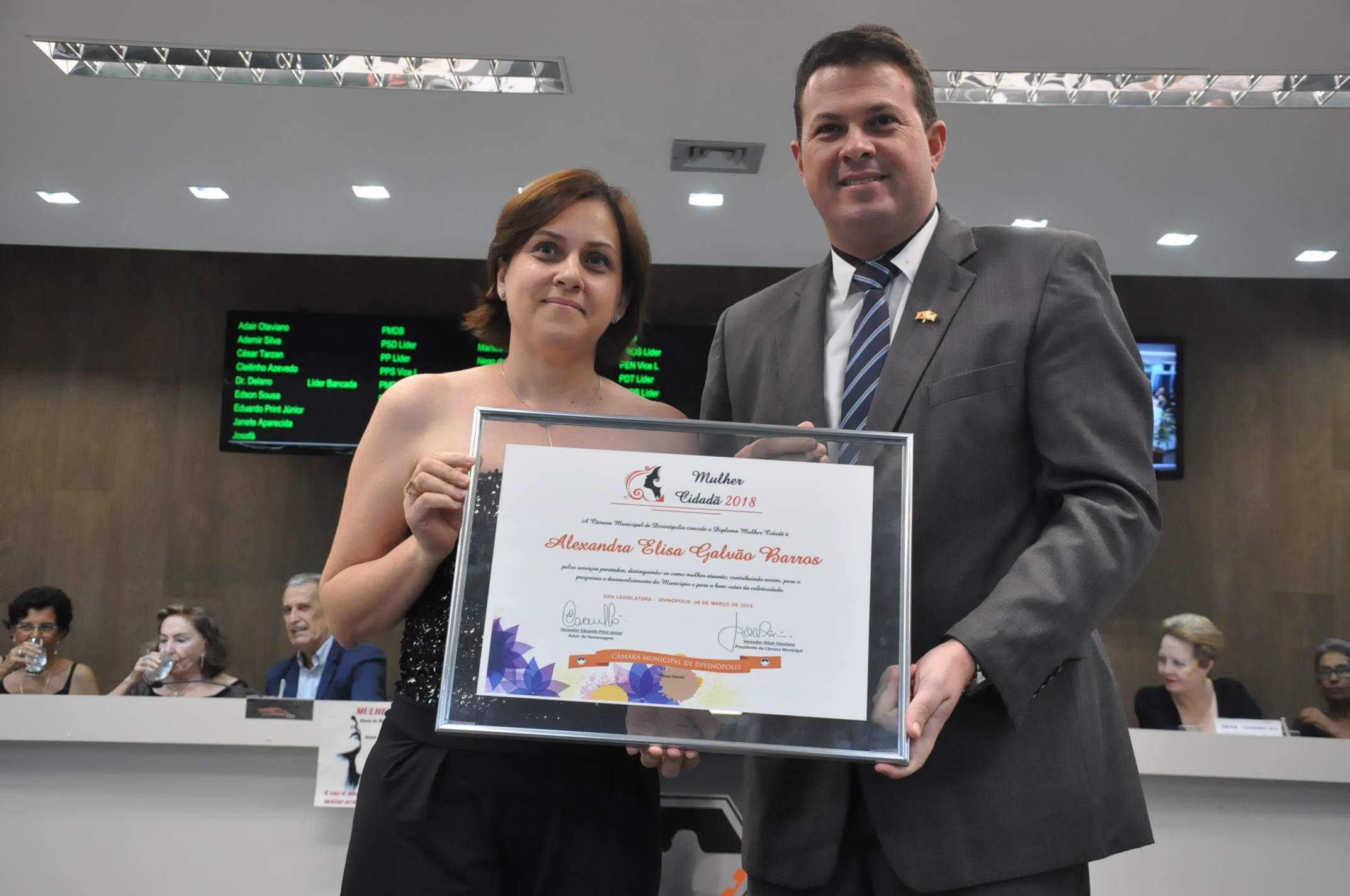 Ver. Eduardo Print Júnior - Alexandra Elisa Galvão Barros - Comenda Mulher Cidadã 08-03-2018