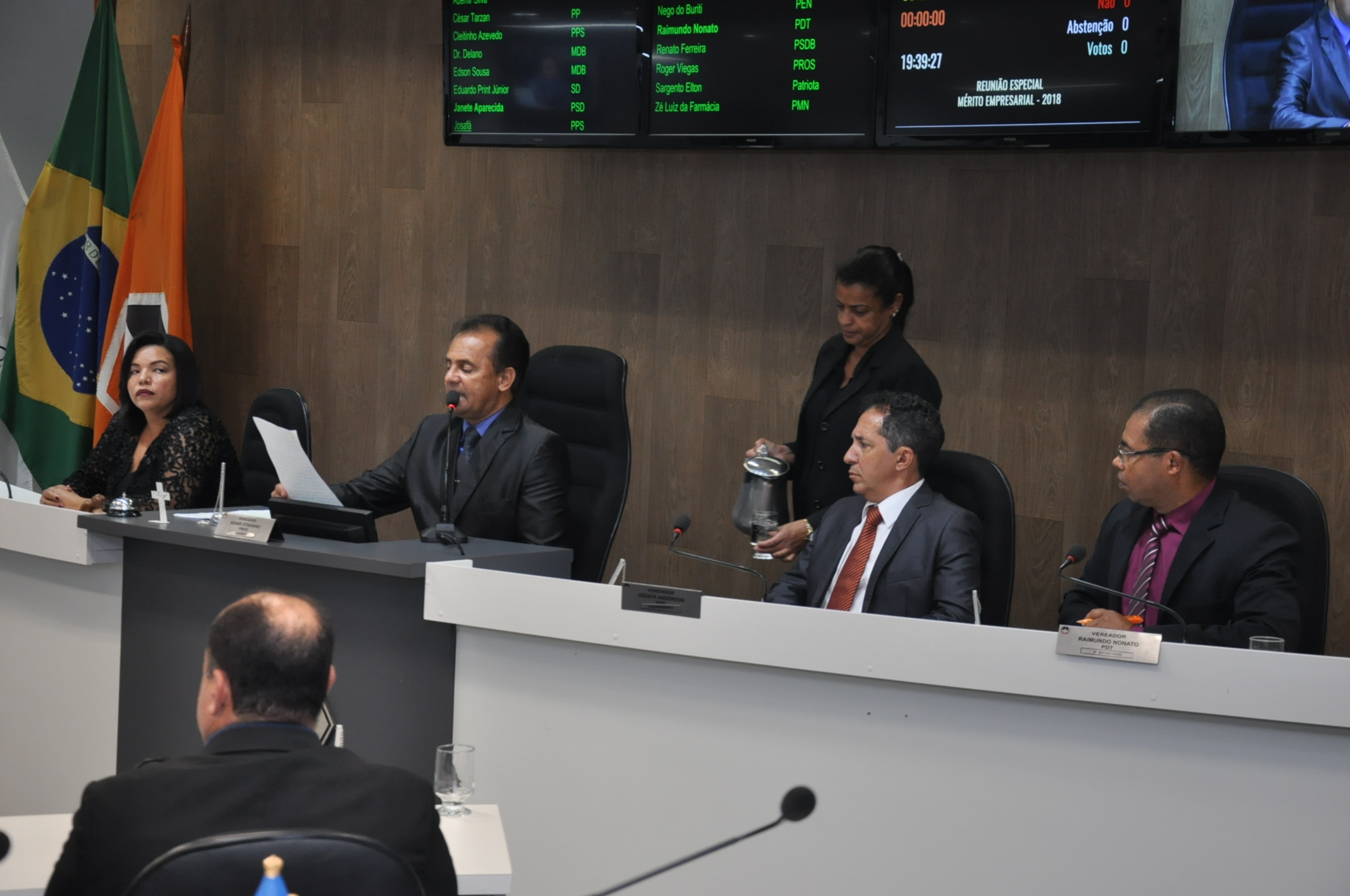 R Esp Merito Empresarial - Mesa Diretora 20-09-2018