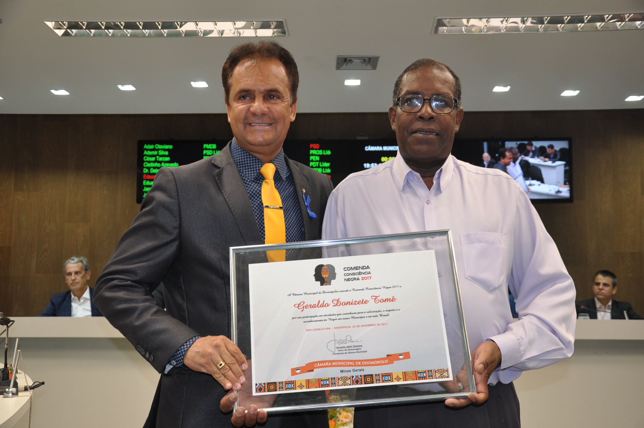 Ver. Adair Otaviano - Homenagem Conciência Negra 20-11-2017