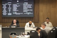 Projeto que permite redistribuição de vacinas é aprovado na Câmara