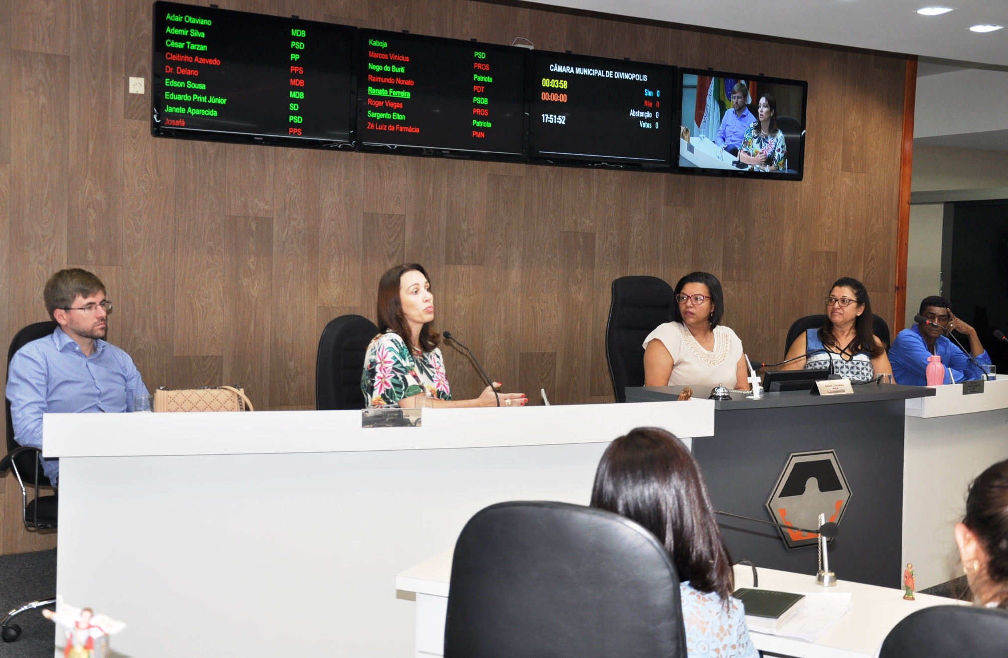 Audiência traça metas para redução do lixo na cidade