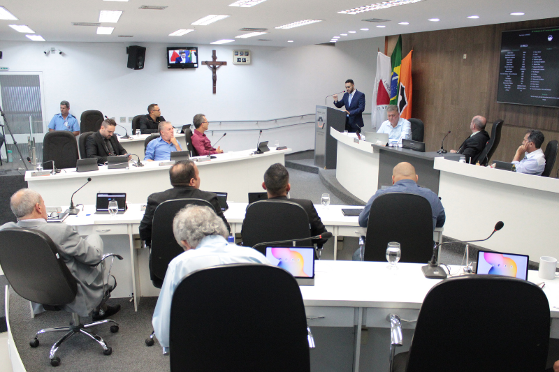 Breno Júnior é empossado como vereador