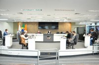 Legislativo aprova 2 projetos na 9ª Reunião Extraordinária
