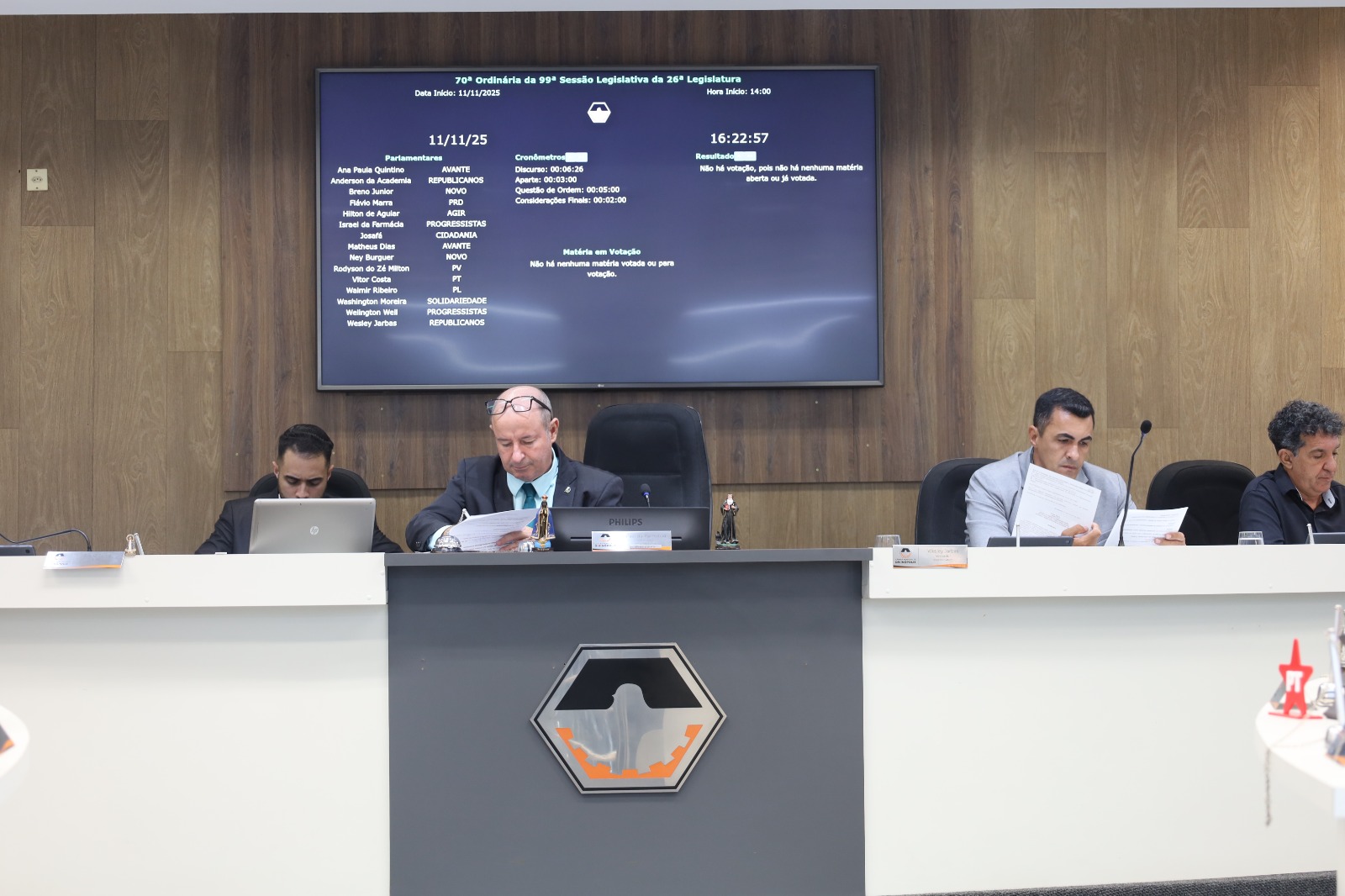 Cinco projetos são aprovados na 70ª Reunião Ordinária