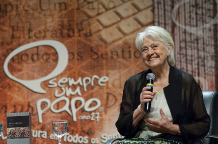 Divinopolitana ganha Prêmio de Literatura: Adélia Prado é contemplada na categoria Conjunto da Obra